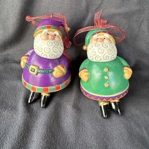 Two Hallmark Ornaments, Santa Clauses With Posable Heads And Dangling Legs 2001